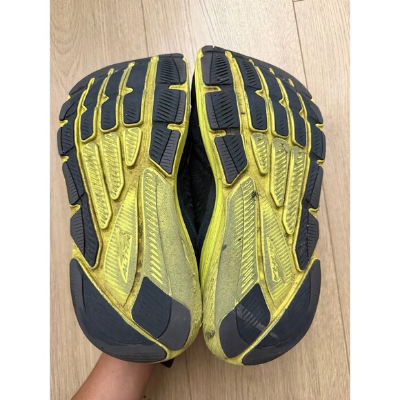 Altra men’s size 9 running shoes main image 8